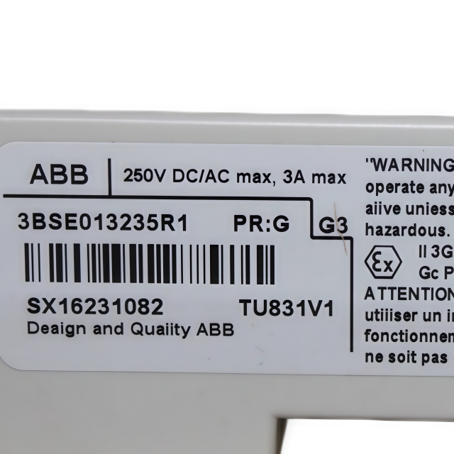ABB TU831V1 3BSE013235R1 S800I-O Extended Module Termination Unit